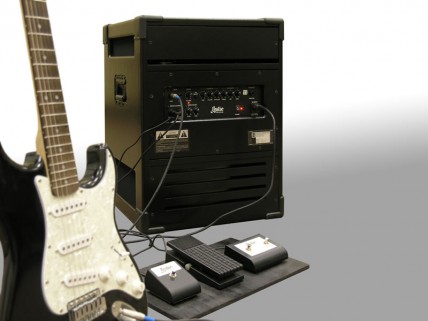 Leslie G37 rotating speaker for guitar