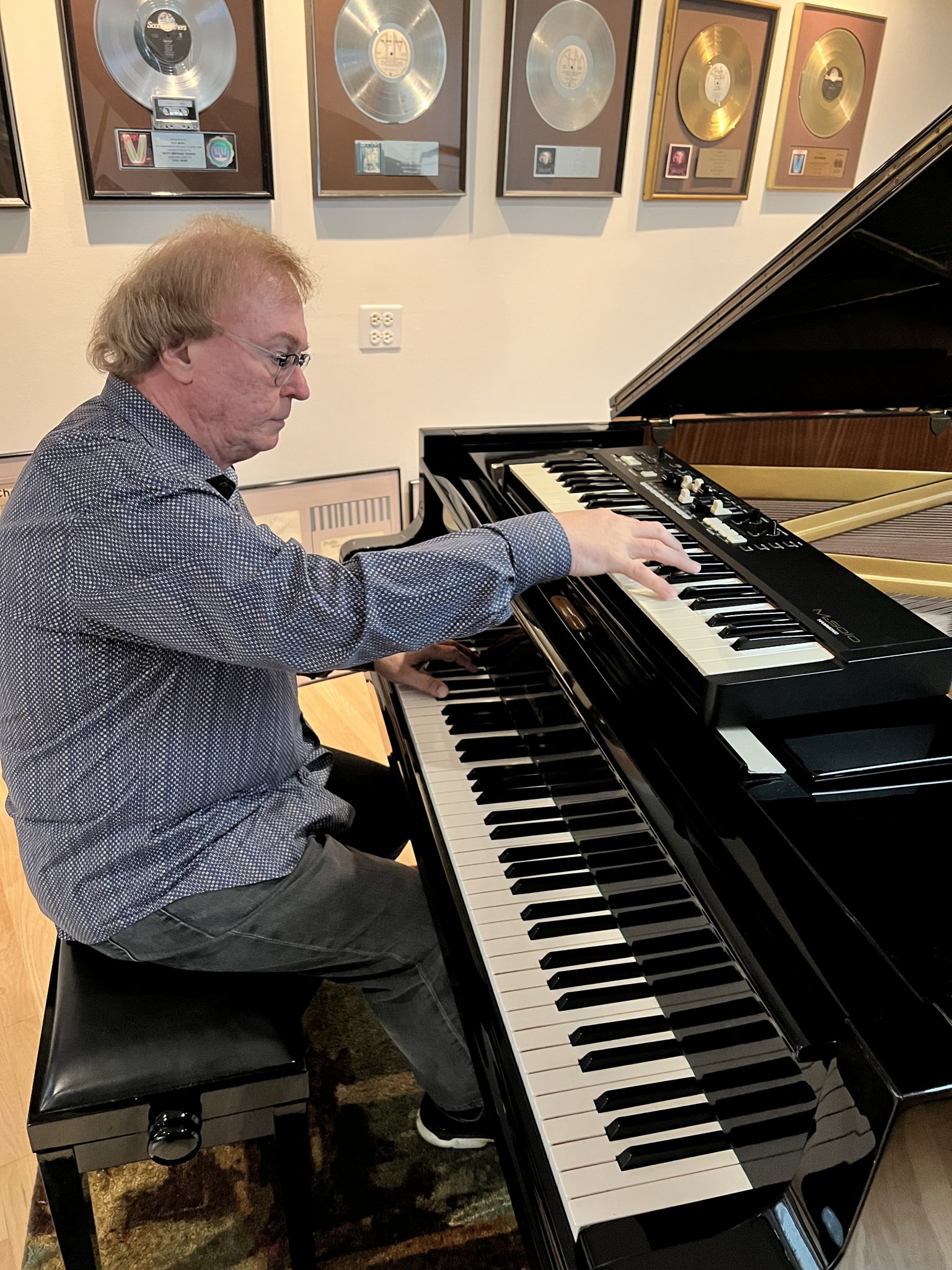 MSolo Hammond Organ